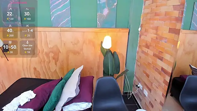 milavega  online show from March 3, 2026, 11:49 am