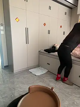 xiaomei-11 online show from November 14, 2025, 12:31 am