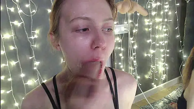 tokyomeow online show from November 27, 2025, 4:03 am