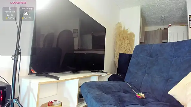 Steven baby69 online show from December 18, 2025, 2:17 am