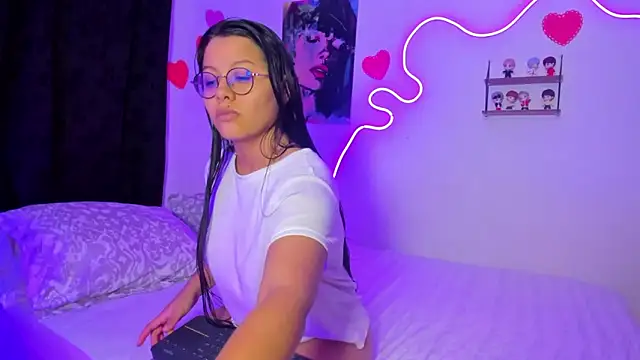 Dilan and Mia online show from April 23, 2026, 1:29 am