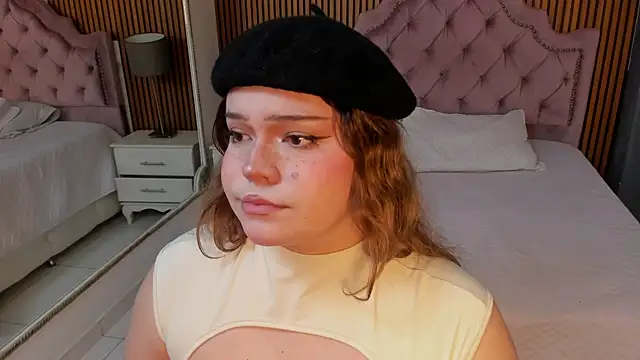 Snapshot of Maxxxine1 chatting on September 23, 2025, 12:24 am Maxxxine1 online show from September 23, 2025, 12:24 am