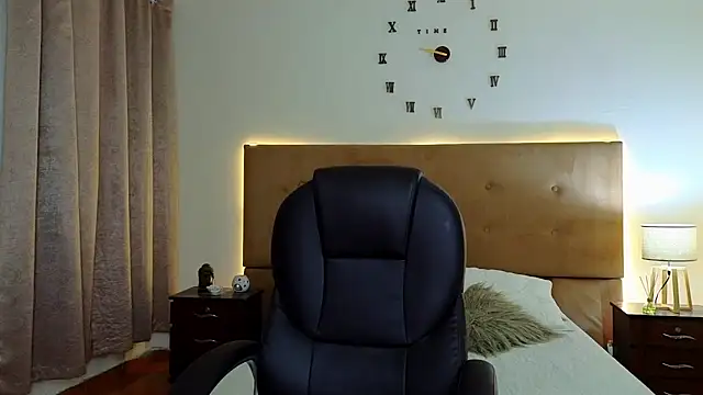 Steven Velez online show from October 11, 2025, 11:36 pm