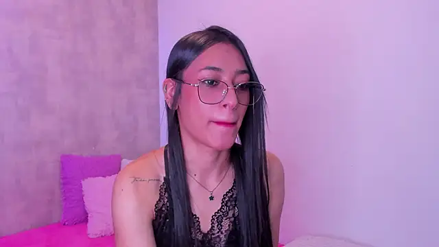 Becky G online show from October 6, 2025, 2:31 am