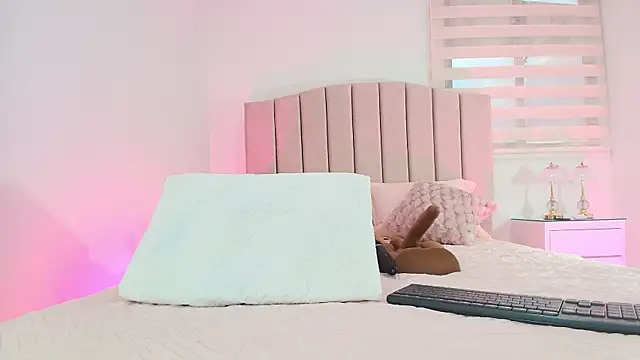 cataleya ebony  online show from October 30, 2025, 7:14 pm