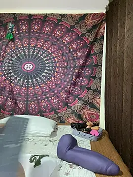 charlloteevans X online show from February 18, 2026, 3:13 am