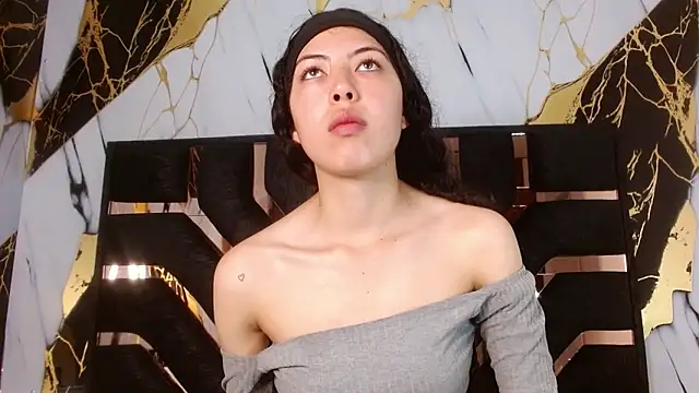 malejahotcs01 online show from September 18, 2025, 12:29 pm