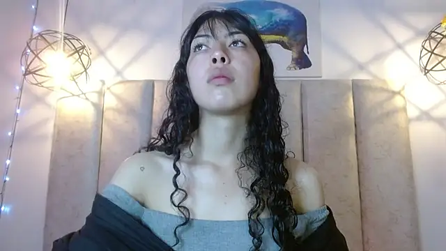 malejahotcs01 online show from November 21, 2025, 11:31 am