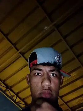 Lale-Adrian online show from November 24, 2025, 3:17 am