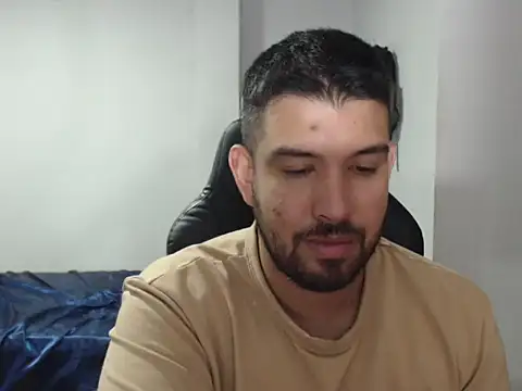 Axel11113 online show from September 22, 2025, 7:10 am