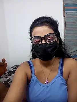 Snapshot of Darkchocosl8 chatting on March 9, 2026, 6:45 pm Darkchocosl8 online show from March 9, 2026, 6:45 pm