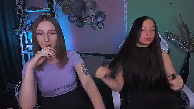 Snapshot of eva_smiith_ chatting on December 19, 2025, 6:42 am eva smiith online show from December 19, 2025, 6:42 am