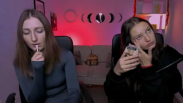 Snapshot of eva_smiith_ chatting on February 3, 2026, 6:51 am eva smiith online show from February 3, 2026, 6:51 am