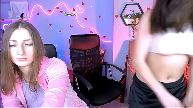 Snapshot of eva_smiith_ chatting on February 18, 2026, 6:53 am eva smiith online show from February 18, 2026, 6:53 am