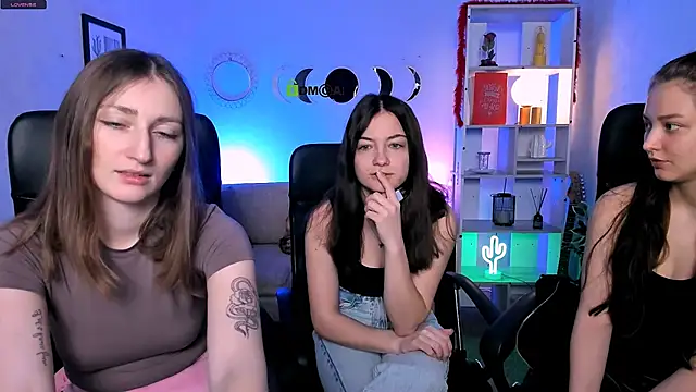 Snapshot of eva_smiith_ chatting on February 26, 2026, 6:45 am eva smiith online show from February 26, 2026, 6:45 am