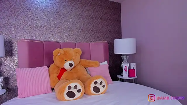 amber sparkle online show from April 20, 2026, 12:41 pm