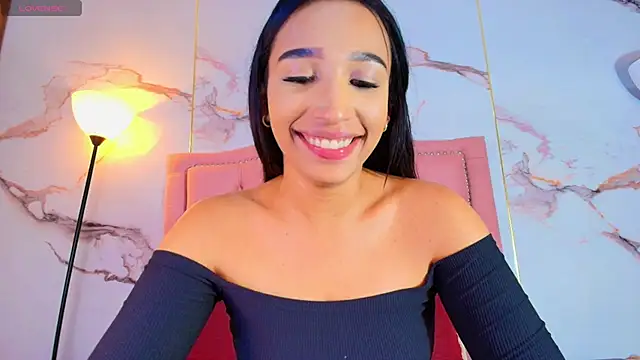 AlyaThompson online show from June 9, 2026, 4:13 am