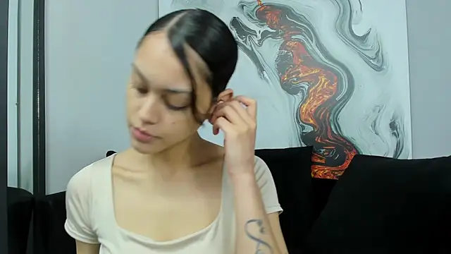 Charlottegray 1 online show from September 27, 2025, 11:59 am