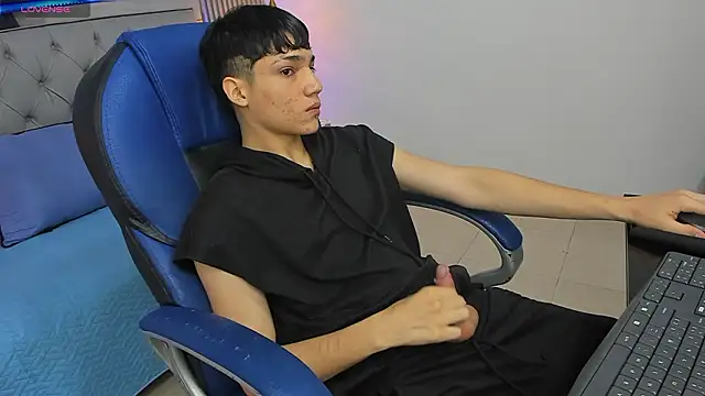 SamBlack  online show from March 6, 2026, 12:23 pm