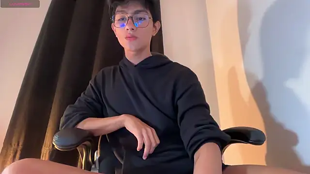 Angel bunny2 online show from January 7, 2026, 4:04 am