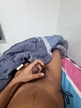 yesh x online show from October 7, 2025, 1:36 am