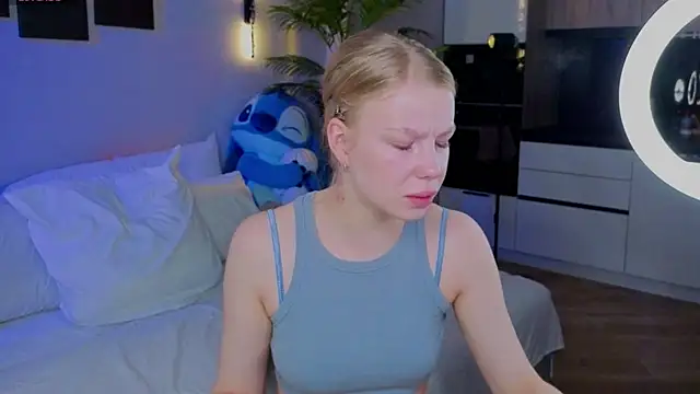 Snapshot of emilyshepar_d chatting on May 6, 2026, 2:19 am emilyshepar d online show from May 6, 2026, 2:19 am