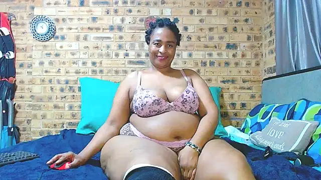 AFRICANBOOTYLICIOUSxxx online show from November 7, 2025, 8:31 pm