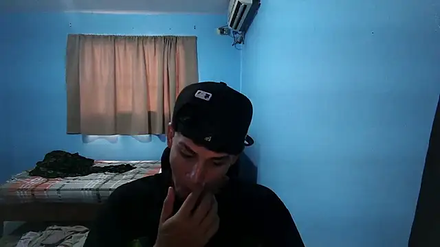 Jaket lovers online show from September 9, 2025, 6:29 pm