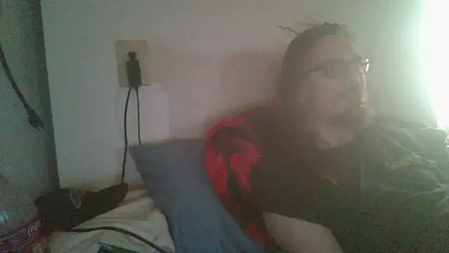 Snapshot of dandonn chatting on April 4, 2026, 5:32 pm dandonn online show from April 4, 2026, 5:32 pm
