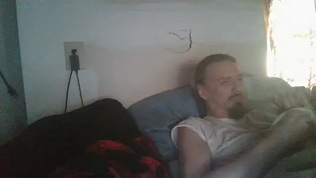 Snapshot of dandonn chatting on April 25, 2026, 4:04 pm dandonn online show from April 25, 2026, 4:04 pm