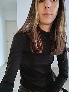 sweetsinxxx online show from April 20, 2026, 3:04 pm