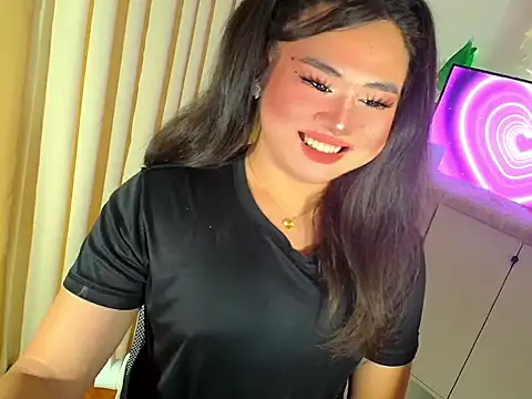 ursexy ceciliaxx online show from May 16, 2026, 12:04 pm