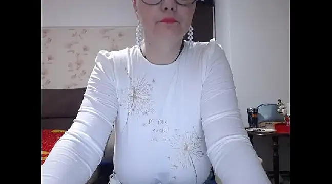 Mary x online show from February 11, 2025, 3:50 am