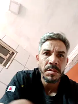 Snapshot of QfabO123 chatting on November 27, 2025, 3:58 pm QfabO123 online show from November 27, 2025, 3:58 pm