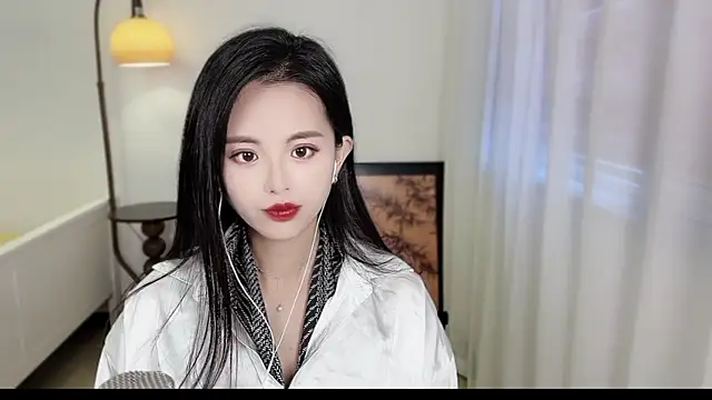 Musae7 online show from October 21, 2025, 2:34 am