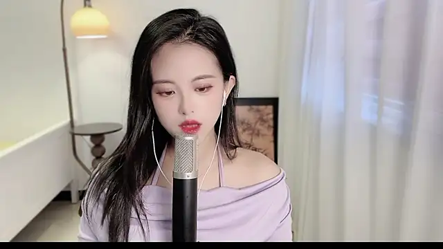 Musae7 online show from October 22, 2025, 2:12 am