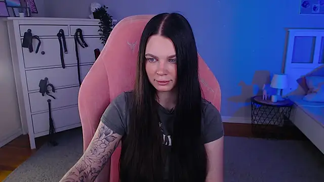 Michela Fruet online show from October 6, 2025, 1:03 am