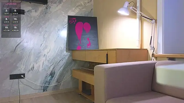 miss bubbles  online show from October 8, 2025, 12:30 am