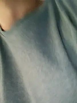 Snapshot of Bradd_32 chatting on November 1, 2025, 5:15 pm Bradd 32 online show from November 1, 2025, 5:15 pm