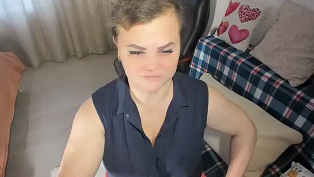 Snapshot of MildMature chatting on January 12, 2025, 9:51 am MildMature online show from January 12, 2025, 9:51 am