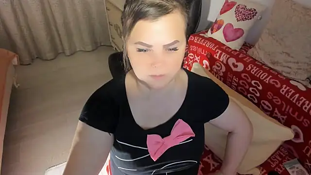 Snapshot of MildMature chatting on January 23, 2025, 10:11 pm MildMature online show from January 23, 2025, 10:11 pm