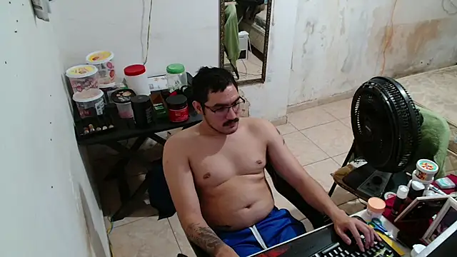 Leonino231 online show from December 18, 2025, 4:18 am