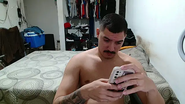 Leonino231 online show from February 15, 2026, 10:28 pm