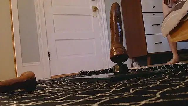 hungbottom603 online show from September 19, 2025, 10:54 pm