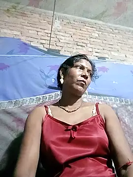 Snapshot of Savita992 chatting on July 20, 2026, 10:56 pm Savita992 online show from July 20, 2026, 10:56 pm