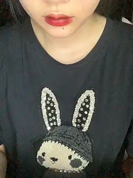 Linhtruong  online show from September 12, 2025, 4:34 am