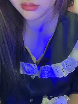 Snapshot of Linhtruong_ chatting on April 23, 2026, 1:18 am Linhtruong online show from April 23, 2026, 1:18 am