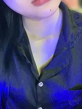Snapshot of Linhtruong_ chatting on May 2, 2026, 1:54 am Linhtruong online show from May 2, 2026, 1:54 am