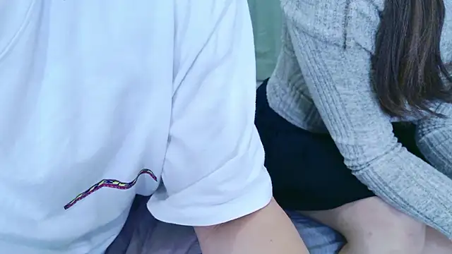 C-4bomb online show from November 16, 2025, 8:53 am