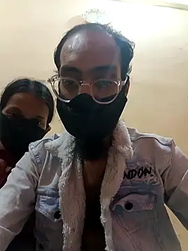 ursumita online show from October 10, 2025, 7:24 pm